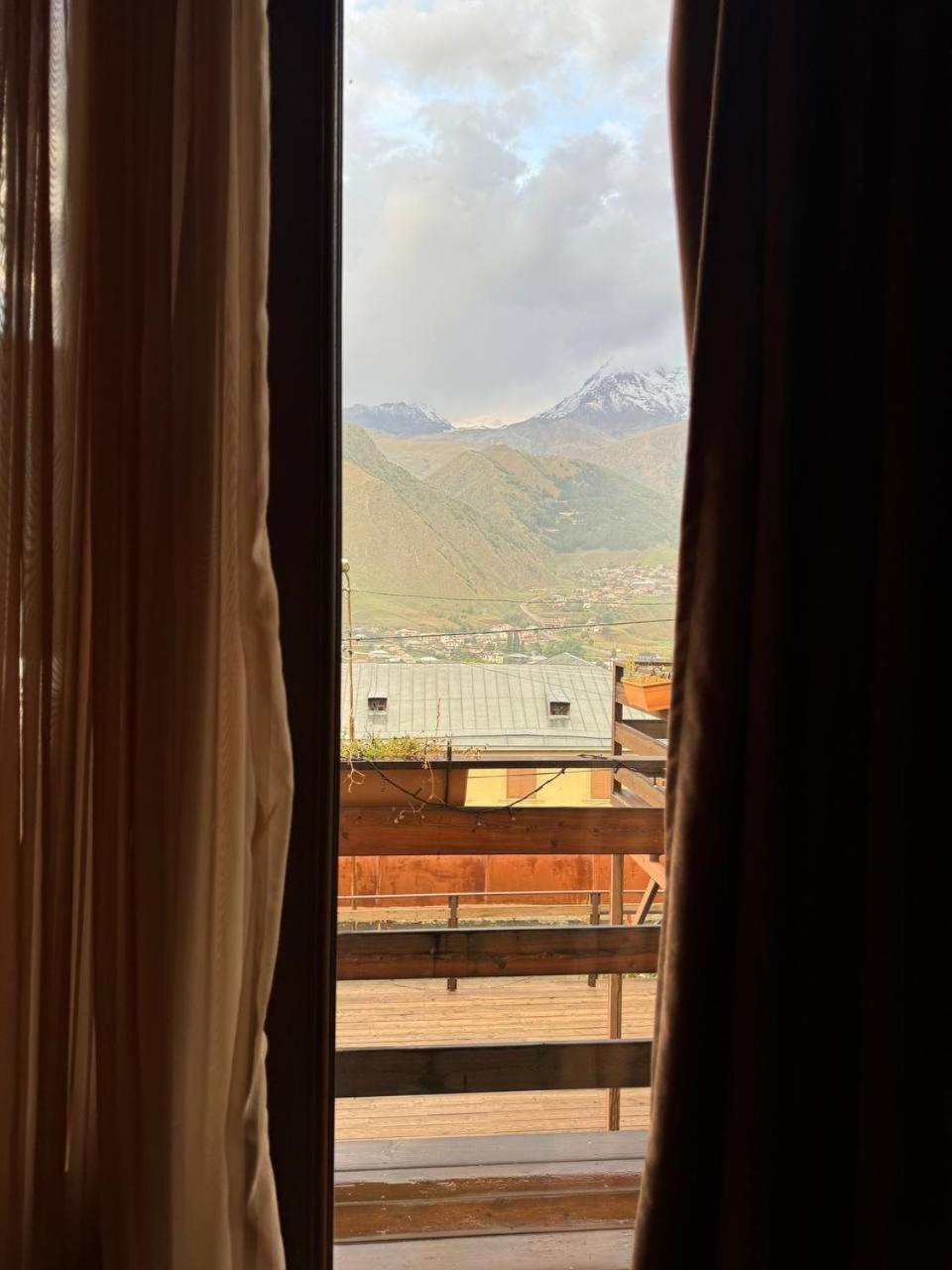 Hotel Kazbegi 1963 Quarto foto